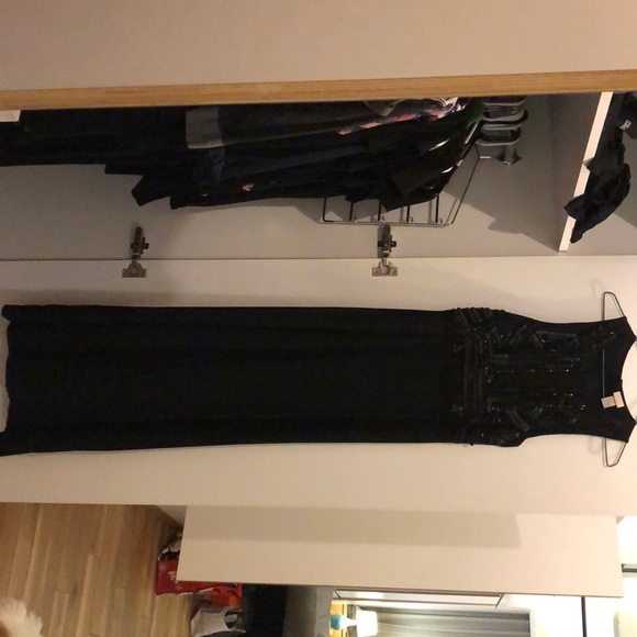 Full length gown - Picture 5 of 6